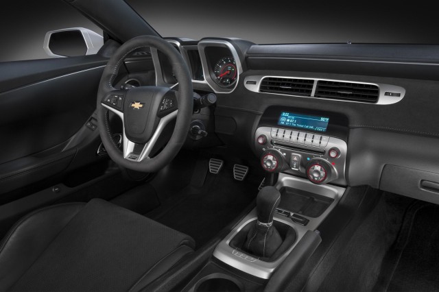 2014 Chevrolet Camaro Z28 (11).jpg